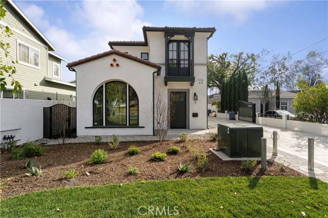 Monrovia, CA 91016,634 W Olive Avenue #B