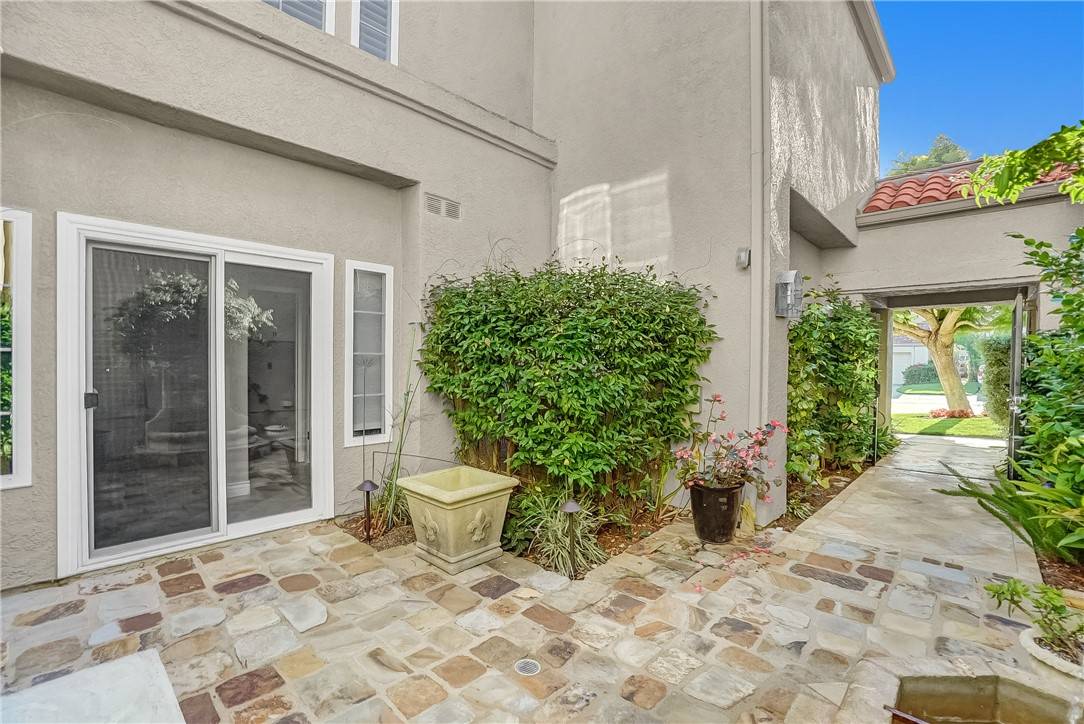 Laguna Niguel, CA 92677,20 Antibes #26