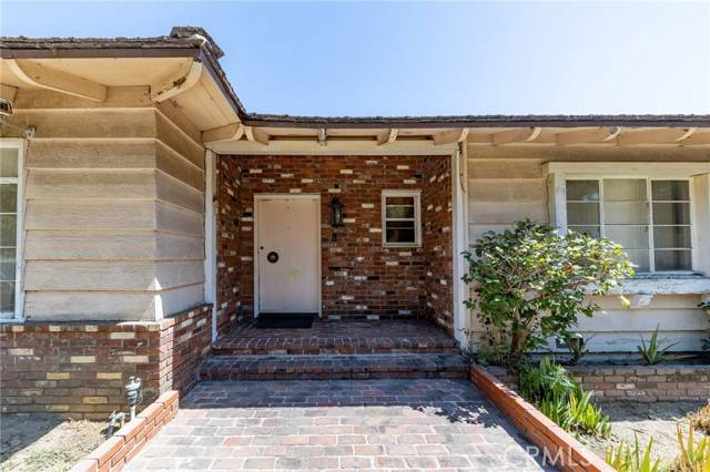San Marino, CA 91108,1640 Bedford Road