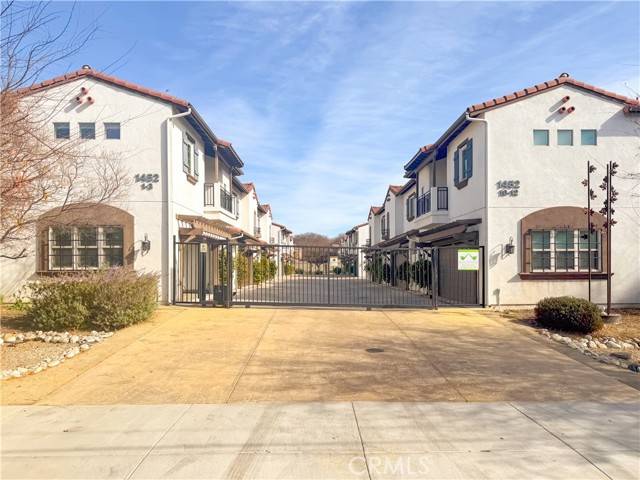 Pomona, CA 91766,1452 S White Avenue #1