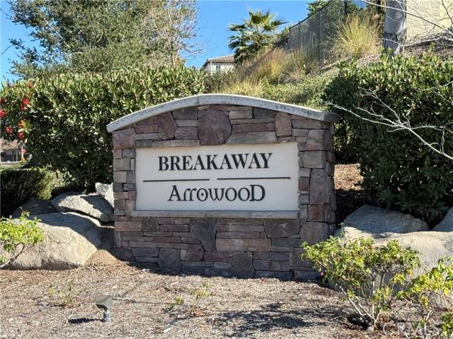 Oceanside, CA 92057,1229 Breakaway Drive