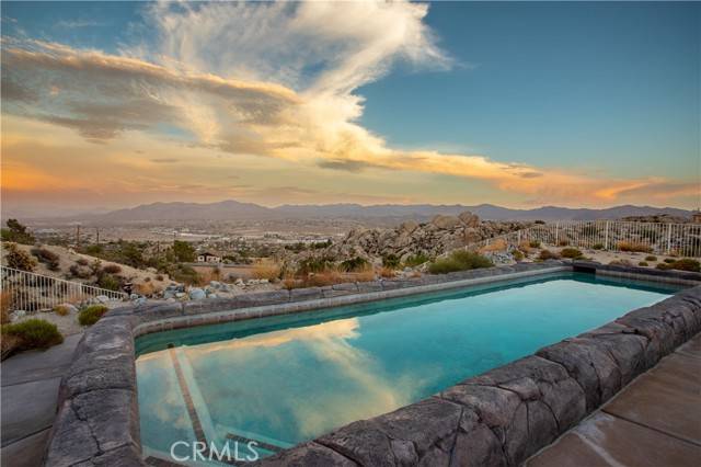 Yucca Valley, CA 92284,6185 Mirlo Road