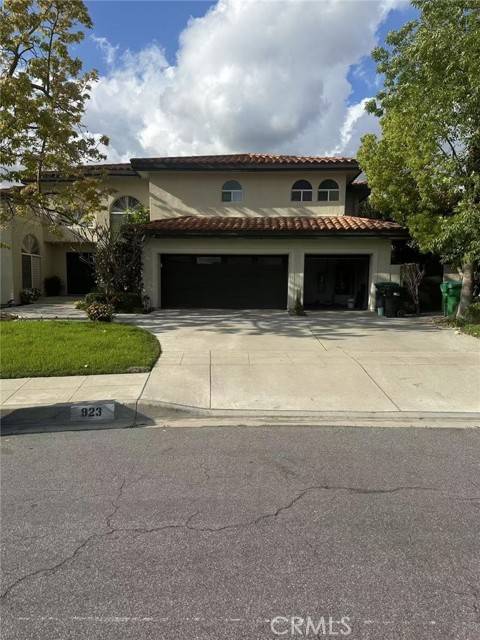 Arcadia, CA 91006,923 Derek Dr