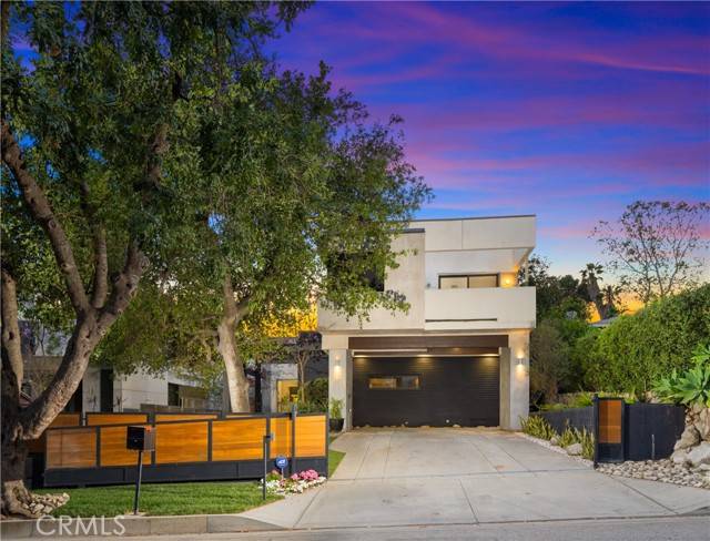 Sierra Madre, CA 91024,321 Camillo Road