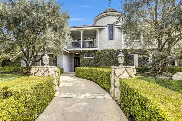 Westlake Village, CA 91362,4032 Cresthaven Drive