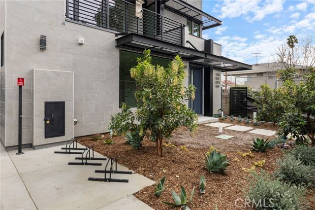 West Hollywood, CA 90046,1200 N ORANGE GROVE