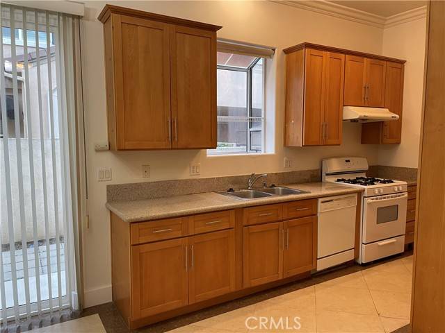 Arcadia, CA 91006,38 Diamond Street #C