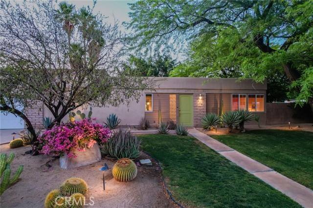 Palm Springs, CA 92262,576 E Desert Holly Circle