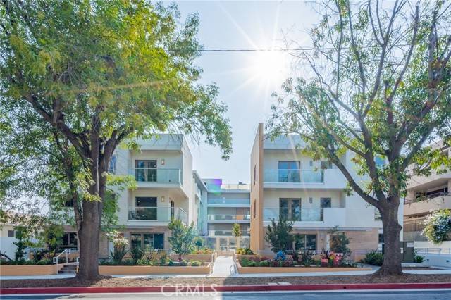 Pasadena, CA 91106,137 S Wilson Avenue #105