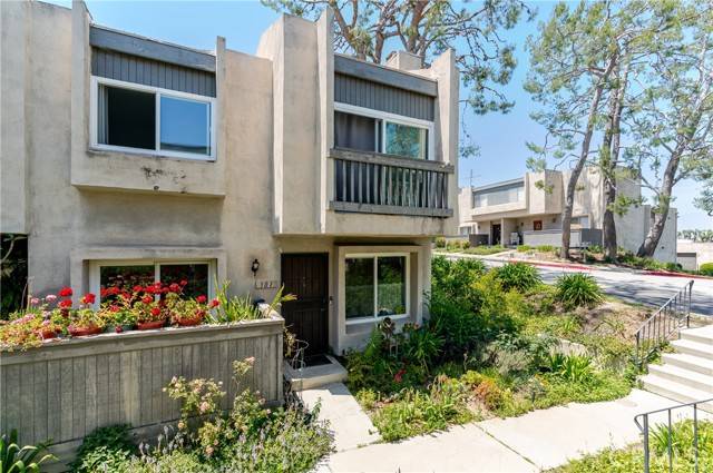 Montebello, CA 90640,301 Ridge Terrace Lane