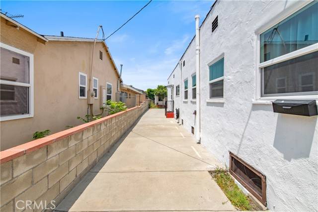 Alhambra, CA 91801,329 N Bushnell Avenue