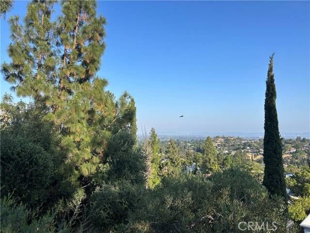 Granada Hills (los Angeles), CA 91344,12644 Nola Place