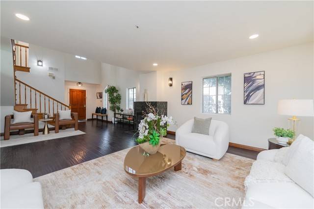 Arcadia, CA 91006,325 E Duarte Road #C