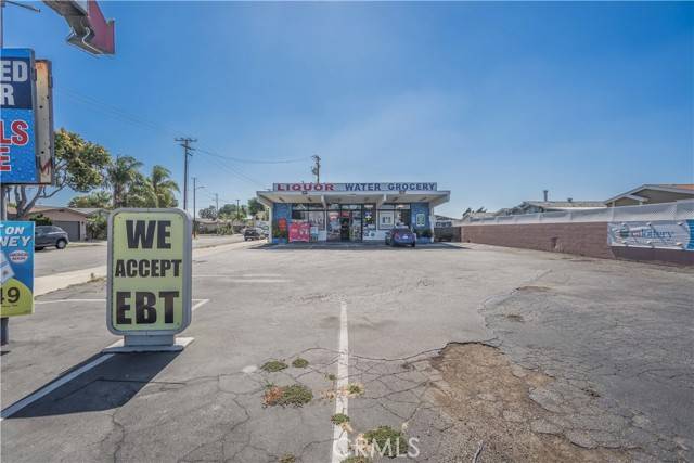 Hawaiian Gardens, CA 90630,22429 Bloomfield Avenue
