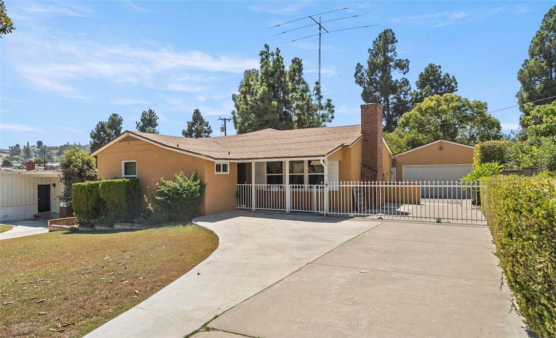 Alhambra, CA 91803,2409 Siwanoy Dr