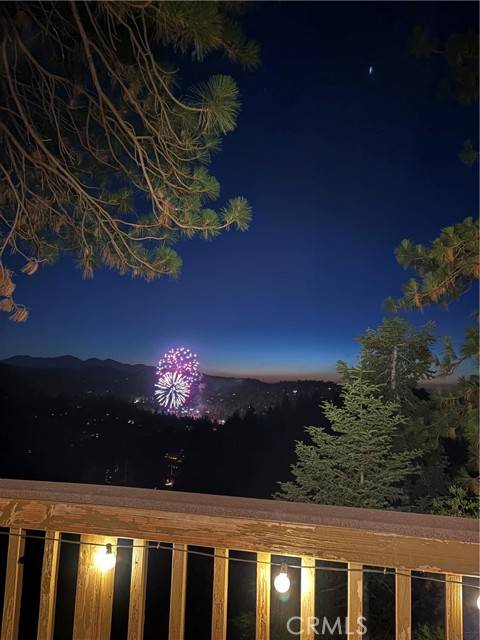 Crestline, CA 92325,25152 Valle Drive