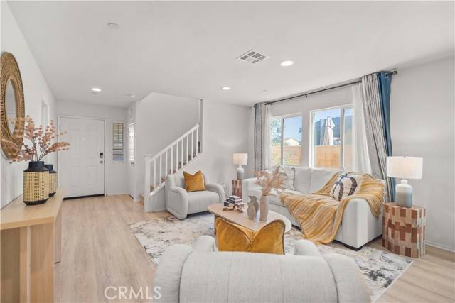 Ontario, CA 91761,2854 E Sarnia