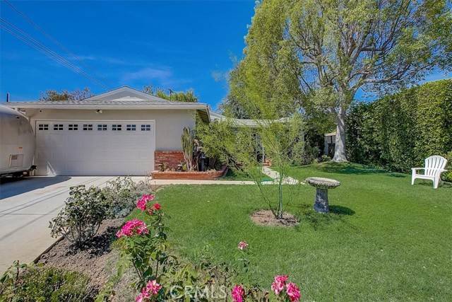 West Hills (los Angeles), CA 91304,22945 Stagg Street