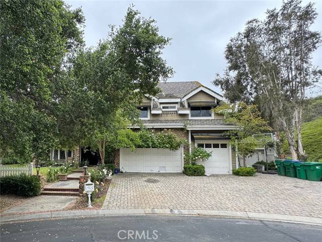 Laguna Hills, CA 92679,1 Shire