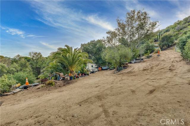 Sunland (los Angeles), CA 91040,8455 McGroarty Street