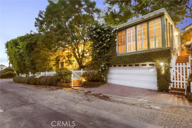 Studio City (los Angeles), CA 91604,11575 Amanda Drive