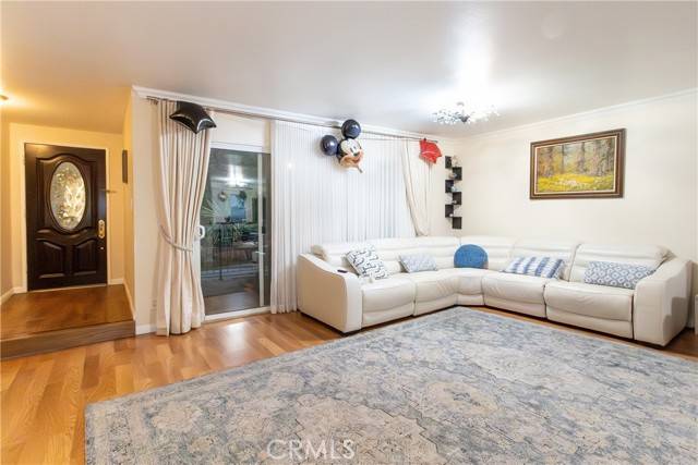 Burbank, CA 91504,9551 Via Ricardo