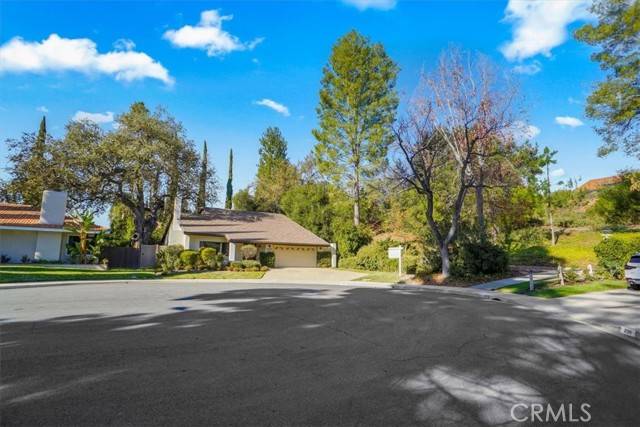 Westlake Village, CA 91361,2095 Dewberry Court