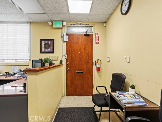 Glendale, CA 91201,1812 Victory Boulevard