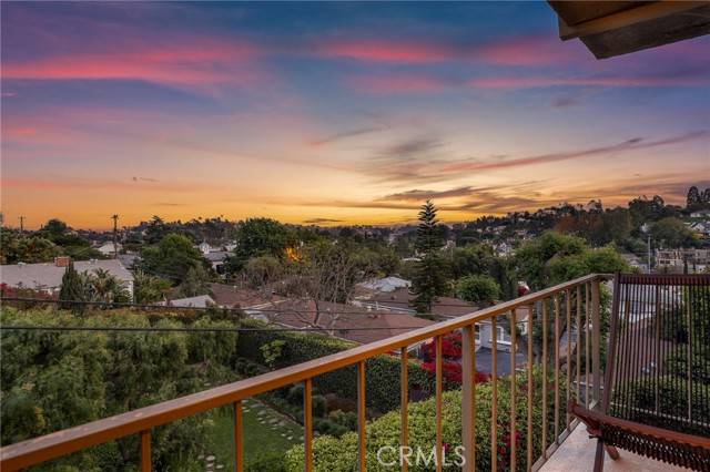 Los Angeles, CA 90039,2976 Avenel Terrace