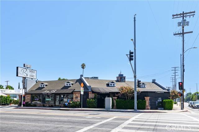 Van Nuys (los Angeles), CA 91401,6000 Woodman Avenue #A