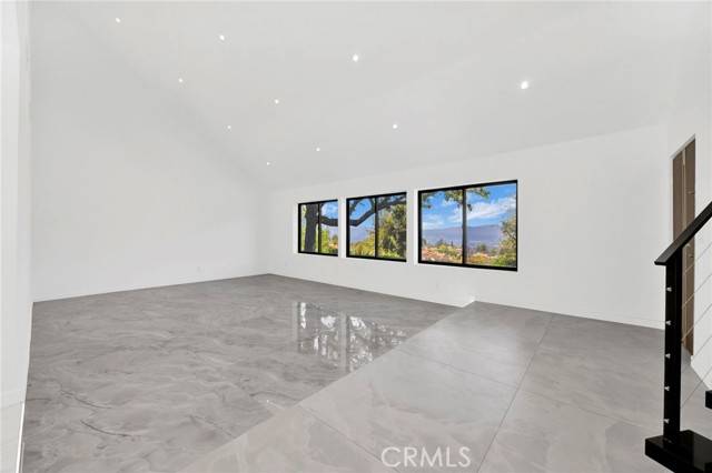 Tarzana (los Angeles), CA 91356,20101 Greenbriar Drive