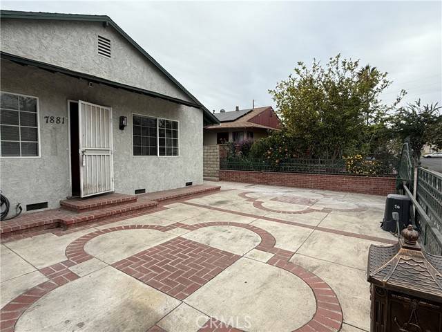 Sun Valley (los Angeles), CA 91352,7881 Claybeck Avenue