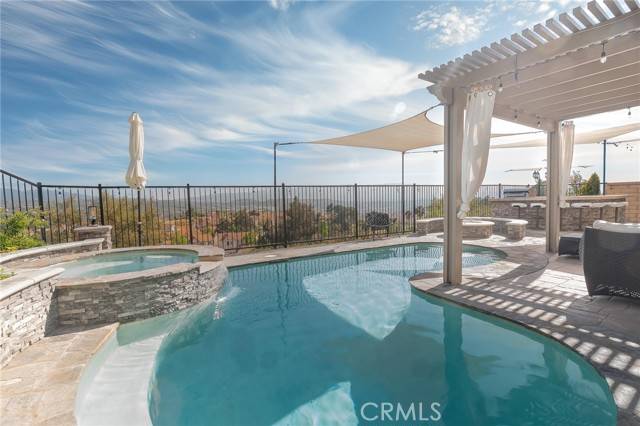 Saugus (santa Clarita), CA 91350,20256 Dorothy Street