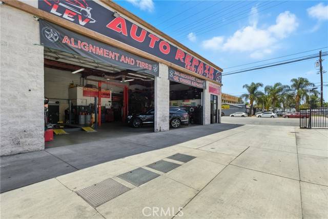 Van Nuys (los Angeles), CA 91405,7712 Sepulveda Boulevard