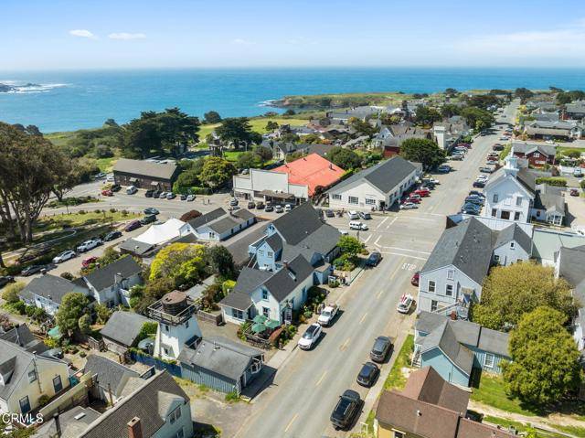 Mendocino, CA 95460,10481 Lansing Street