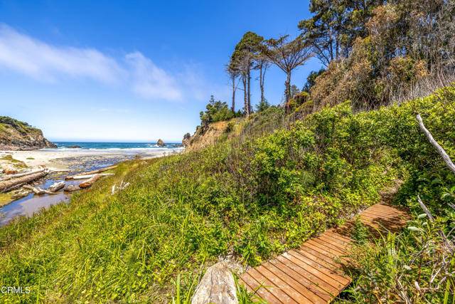 Fort Bragg, CA 95437,16920 Ocean Drive