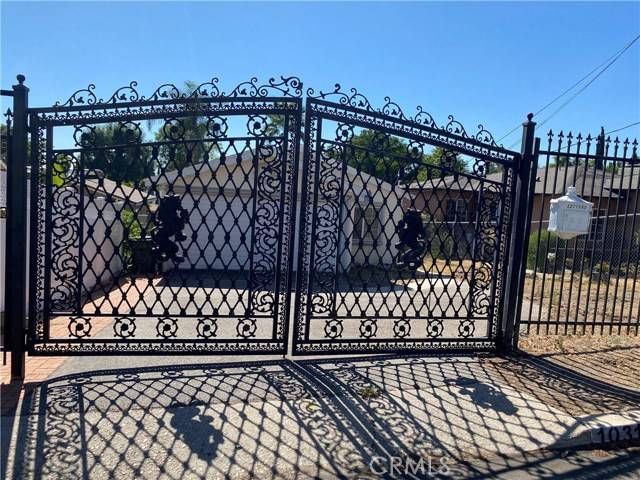 Tujunga (los Angeles), CA 91042,10315 Fairgrove Avenue
