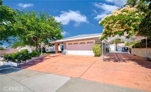 Canyon Country (santa Clarita), CA 91351,27853 Rosamond Drive