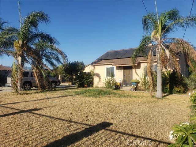 Fontana, CA 92335,8211 Hemlock Avenue