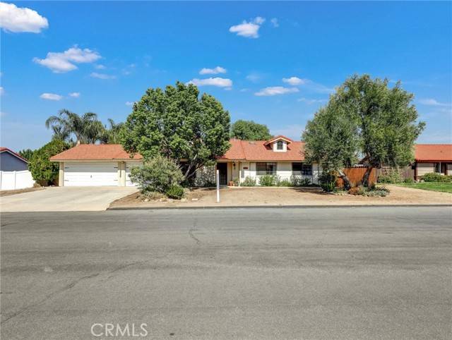 Wildomar, CA 92595,20886 Cashew Street