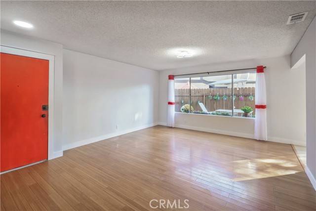 Panorama City (los Angeles), CA 91402,9800 Vesper Avenue #140