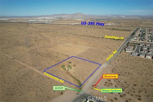 Adelanto, CA 92301,22 Holly Road