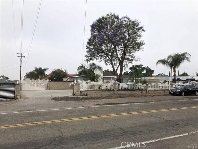 Fontana, CA 92335,8410 Mulberry Avenue