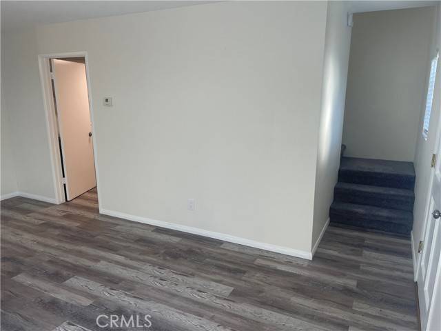 Claremont, CA 91711,255 W 11th Street #255