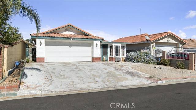 Perris, CA 92570,352 Red Spruce Place