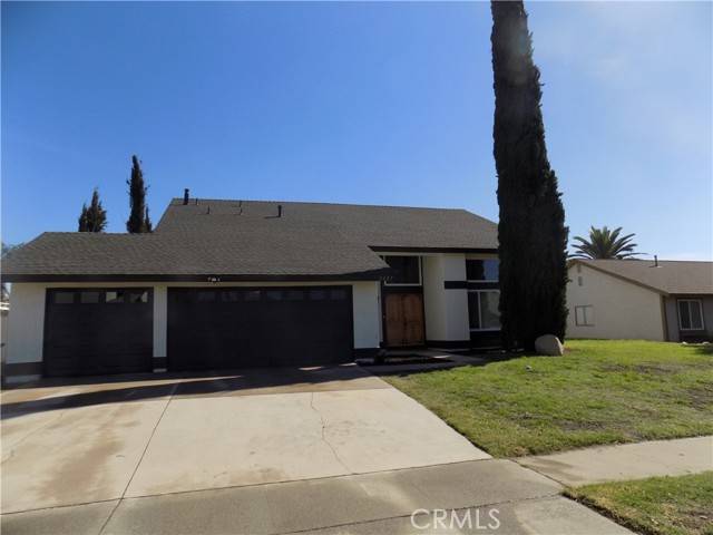 Rialto, CA 92377,2427 N Teakwood Avenue