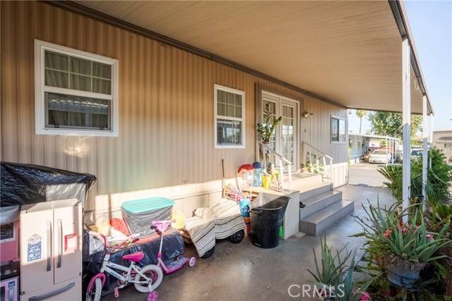 Azusa, CA 91702,600 W Gladstone Street #31