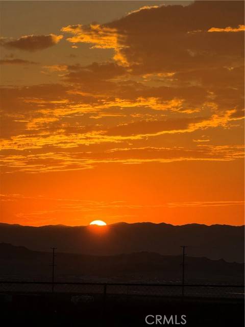 Twentynine Palms, CA 92277,0 2 Mile Road