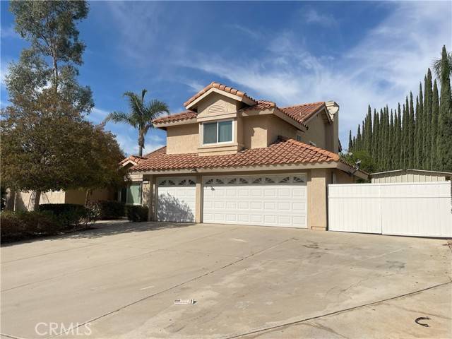 Riverside, CA 92506,124 Gracefield Way