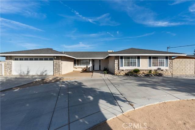 Hesperia, CA 92345,11043 Locust Avenue